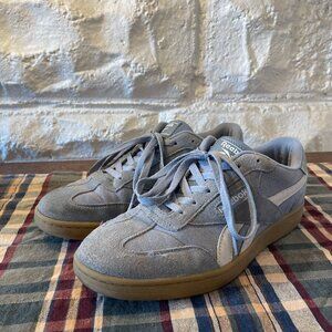 Reebok Suede Women's Sneakers - Size 9